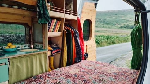 Little Nics  – 2 Berth Solar powered cozy campervan with awning 