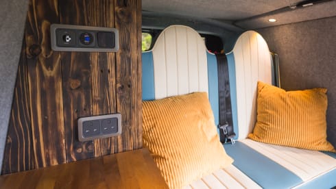 Ringo – VW Transporter -  Poptop Campervan