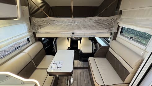 Luxury McLouis camper for 4 people 