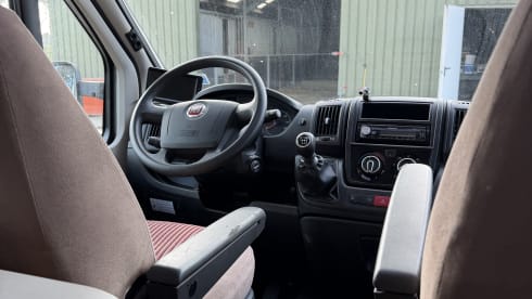 6p Adria Mobil semi-integrated from 2012