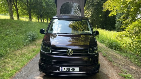 ADDAM – 4 berth Volkswagen bus from 2016