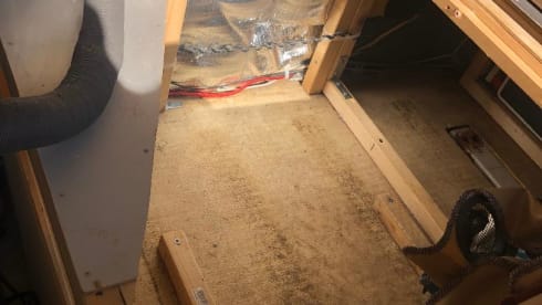 T 4 You – T4 with roof tent + gas heating at a bargain price from 15 EUR/person