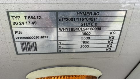 Camper Champagne – Hymer T 654 CL Exclusive Line