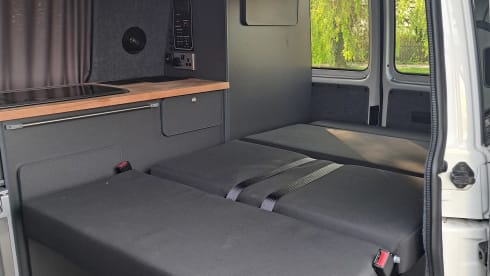 Blizzard  – 4 berth Volkswagen campervan from 2017