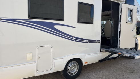 Sky Free  – 4p Fiat alcove from 2024