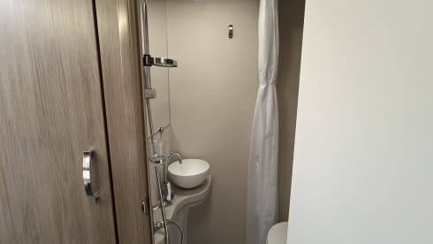 Van Diesel – 2 berth Peugeot semi-integrated from 2020