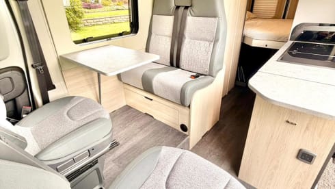 Bonnie – 2026 Auto-Trail fully off-grid Campervan 