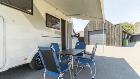 Compact luxury Sun Living semi-integrated from 2020