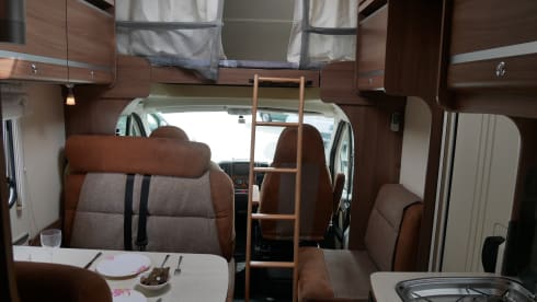 Burstner Argos 6 sleeps 6 seats.