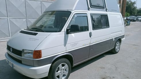 Carthago32 – Prendimi e ti farò fare un'esperienza unica!