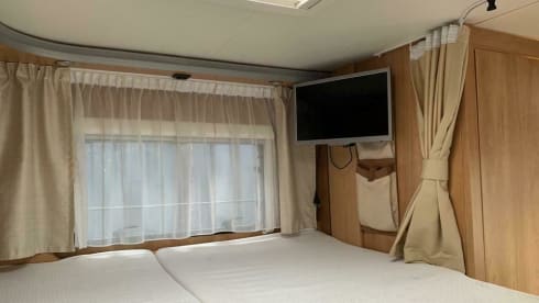 Moby – Compacte 4 persoons integraal camper, met toch heel veel ruimte..