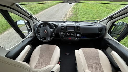 Comfortable campervan 2p