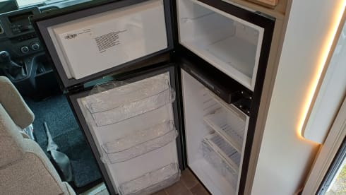 C19 – Knaus Traveler A705 XL Garage for 6 persons