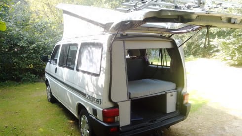 Sneeuwwitje – 4p Volkswagen campervan from 1991