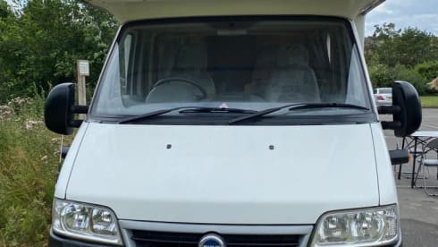 Elenor – Elenor, Ducato Clipper, 6 berth 6 belt on a normal car licence