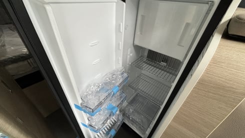 V55 – Motorhome Rapido V55 panel van