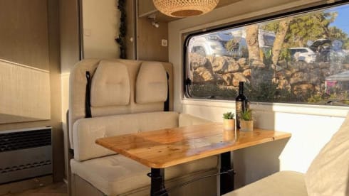 The Wandering Star – Fiat 5beds 4seater solar panels