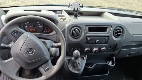 Renault-Bus mit 2 Sitzplätzen aus dem Jahr 2016