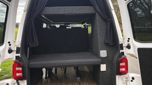 Freedom Kamper – Camping-car Volkswagen 4 places à partir de 2023