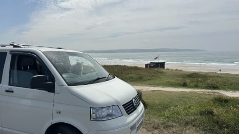 Betsy – Cool 2 berth Volkswagen campervan from 2008
