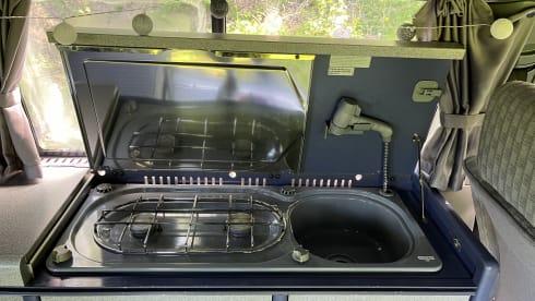 Calí – Very neat original VW T4 California Coach