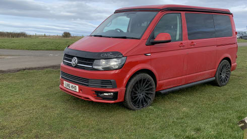 Cherry🚐 – 4 berth VW T6 Campervan 