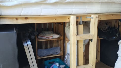 Martha – 2p Nissan campervan uit 2015
