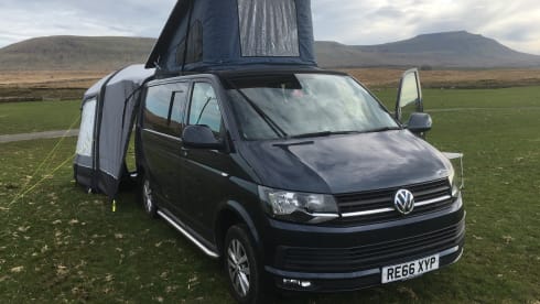 4 berth Volkswagen campervan 2016 6 speed, unique wooden interior