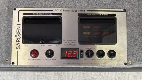 Retro Rentals Henley – 1984 Retro Volkswagen T25 - Little Betty Blue. (Newly Restored)