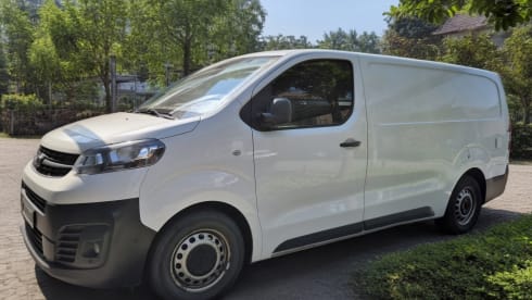 🔋 Comfy Euro6D camper with solar panels and parking heater, 2020