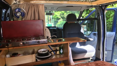 De Blauwe Rakker – Atmospheric camper van for the outdoorsman - Ford Transit