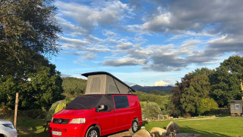 Steve – Camper Volkswagen a 4 posti letto del 2004