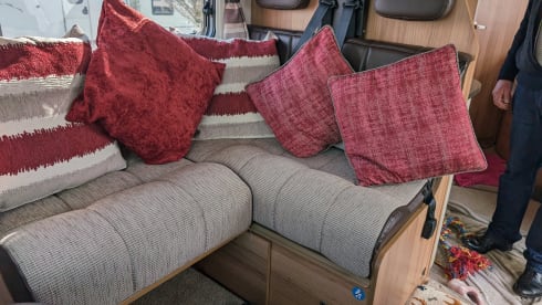 Bertha – 4 berth Bailey complete with secure dog pen