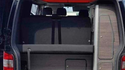 Bob – 3 berth Volkswagen campervan from 2014