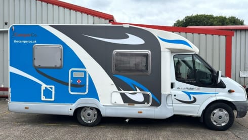 Freddie – 2 berth Roller Team 
