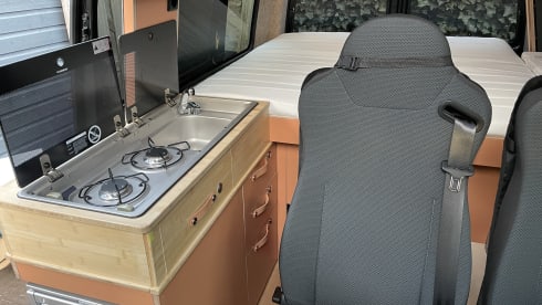 Wally –  – Volkswagen T6 lovely new camper!