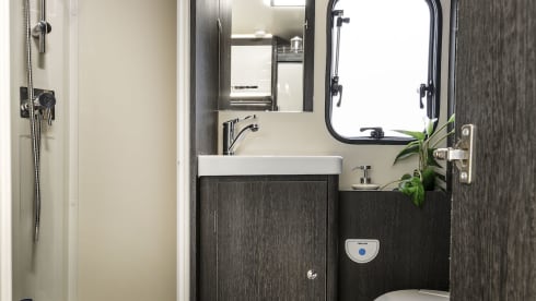 Gladys – Zefiro 675. New 2024 luxury 6 berth motorhome. Known as ''Gladys''.