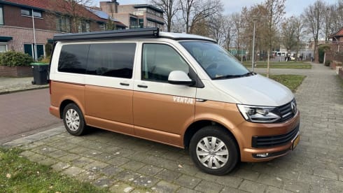 Ventje_Pezarro – Camper Ventje- Luxury VW T6 automatic for 4 people