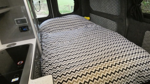 Mia – Mountain Edition- Ford Transit Custom 4 Berth