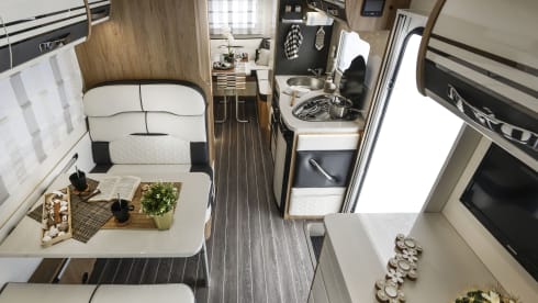 Bute – 4 berth Roller Team semi-integrated from 2024/25