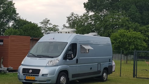 Bavaria Camp Marino – Marino: practical 2p Fiat Ducato bus camper