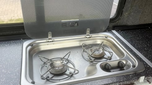 Matthews campervan  – 4 berth Toyota campervan 