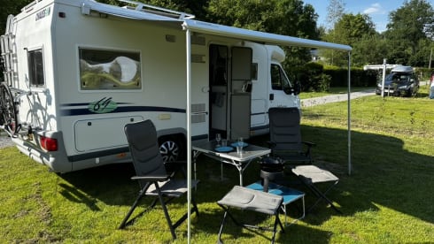 4p Chausson semi-integrated from 2001