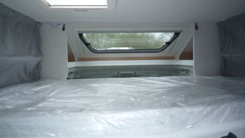 Sunlight T67S Adventure 9 traps automaat