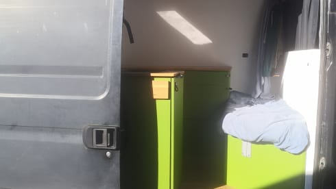 Ivy – Campervan for climbing and outdoor vacation