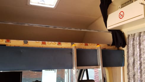 Elnagh Marlin – Very nice cozy butgetcamper dal 2001 Denekamp