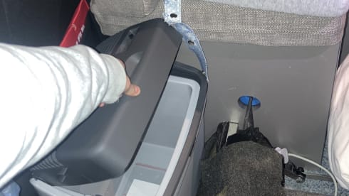 Fiat campervan uit 2010 met 2 slaapplaatsen - slaap waar je maar wilt!