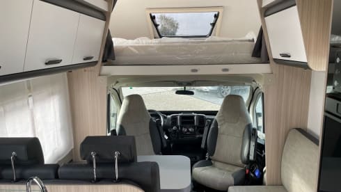 Roadscout – 5p Fiat alcove uit 2025