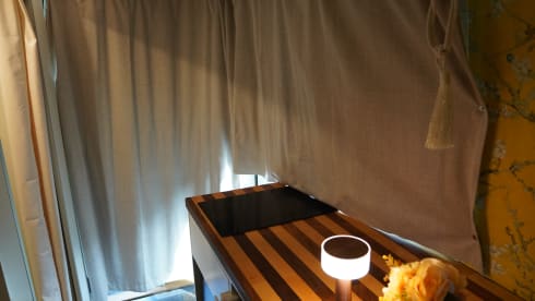 Albatros – The ultimate off-grid campervan: indoor shower, electric cooking and more