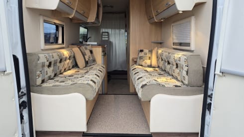 Boxer – 2 berth Peugeot Boxer campervan 